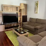 Moderno En Valga Ideal Peregrinos Y Familias, Junto Al Camino De Santiago *