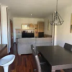 Moderno En Valga Ideal Peregrinos Y Familias, Junto Al Camino De Santiago *