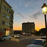 Moderno En Valga Ideal Peregrinos Y Familias, Junto Al Camino De Santiago Daire