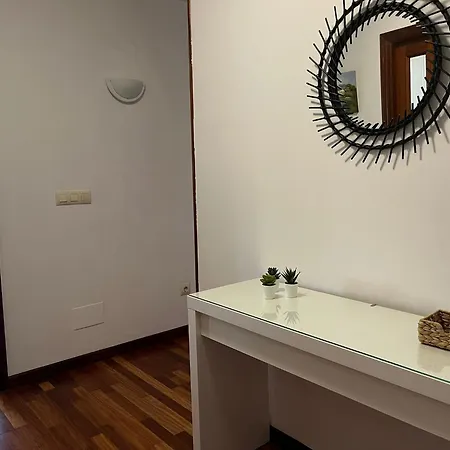 Moderno En Valga Ideal Peregrinos Y Familias, Junto Al Camino De Santiago アパート ポンテベドラ