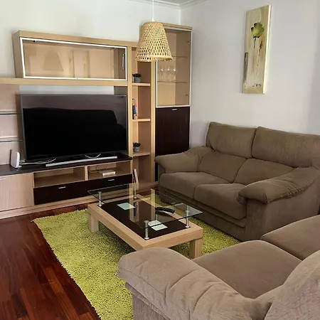 Moderno En Valga Ideal Peregrinos Y Familias, Junto Al Camino De Santiago *