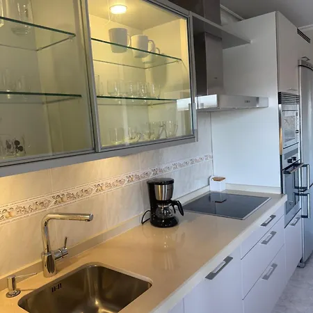 アパート Moderno En Valga Ideal Peregrinos Y Familias, Junto Al Camino De Santiago ポンテベドラ