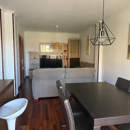 Moderno En Valga Ideal Peregrinos Y Familias, Junto Al Camino De Santiago *