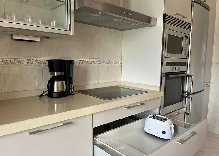 Moderno En Valga Ideal Peregrinos Y Familias, Junto Al Camino De Santiago * Ποντεβέντρα