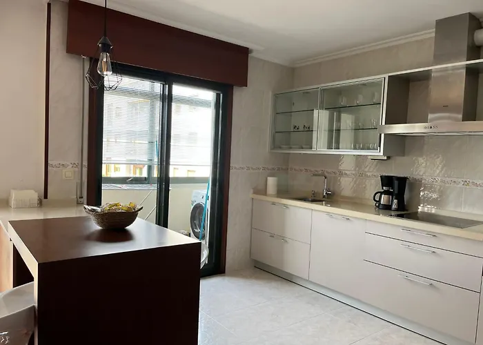 Moderno En Valga Ideal Peregrinos Y Familias, Junto Al Camino De Santiago *